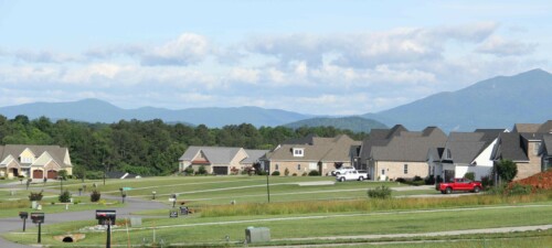 Homes in a neighborhood in Bedford County Virginia